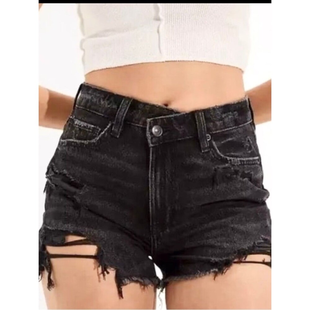 American Eagle size 0 Distressed Mom Denim Women’s Shorts Crossover Waist Black